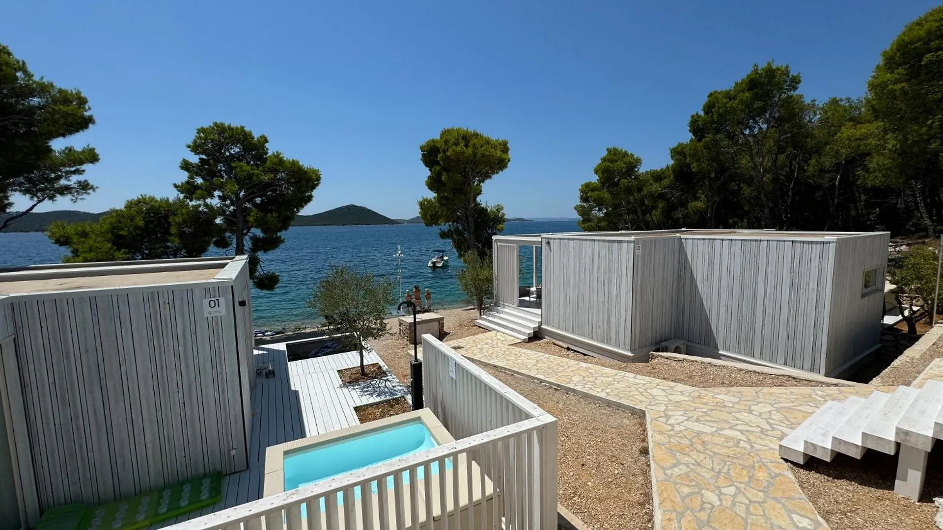 Villa Gioia Beach Front Drage
